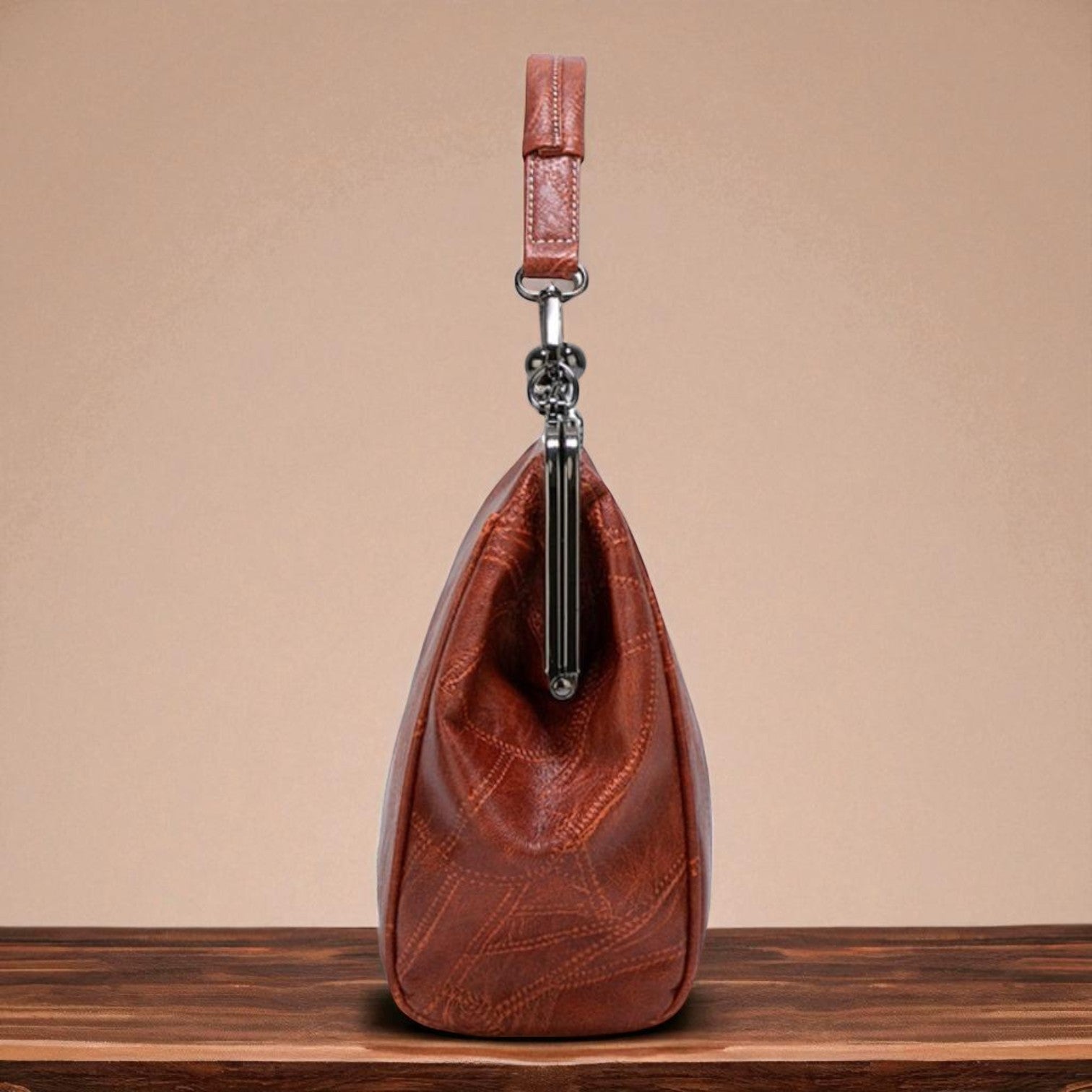 Vintage handtas met slot